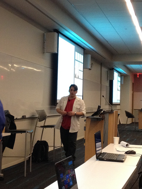 13337751223_397bde49de_z